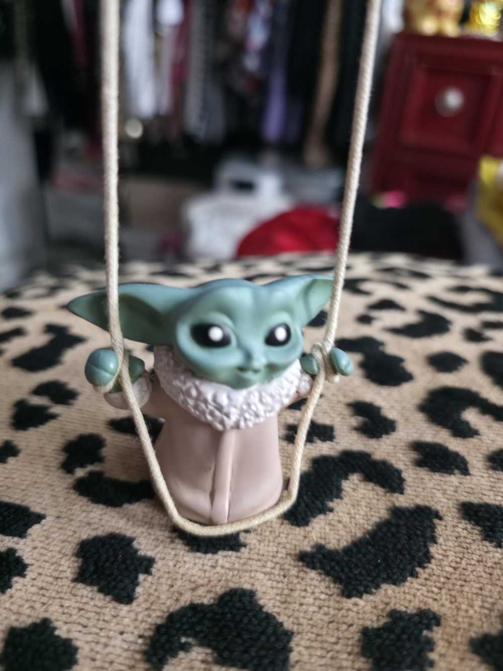 Star Wars Baby Yoda Swing Figure in Green and Cream
